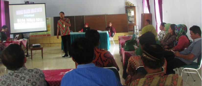 Bapak Susilo Hartono dari Bapermasdes Kabupaten Boyolali